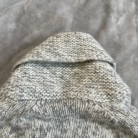 Women's TNA Aritzia Sea To Sky Lambs Wool Sweater Full Zip Cowichan Small - Picture 10 of 11